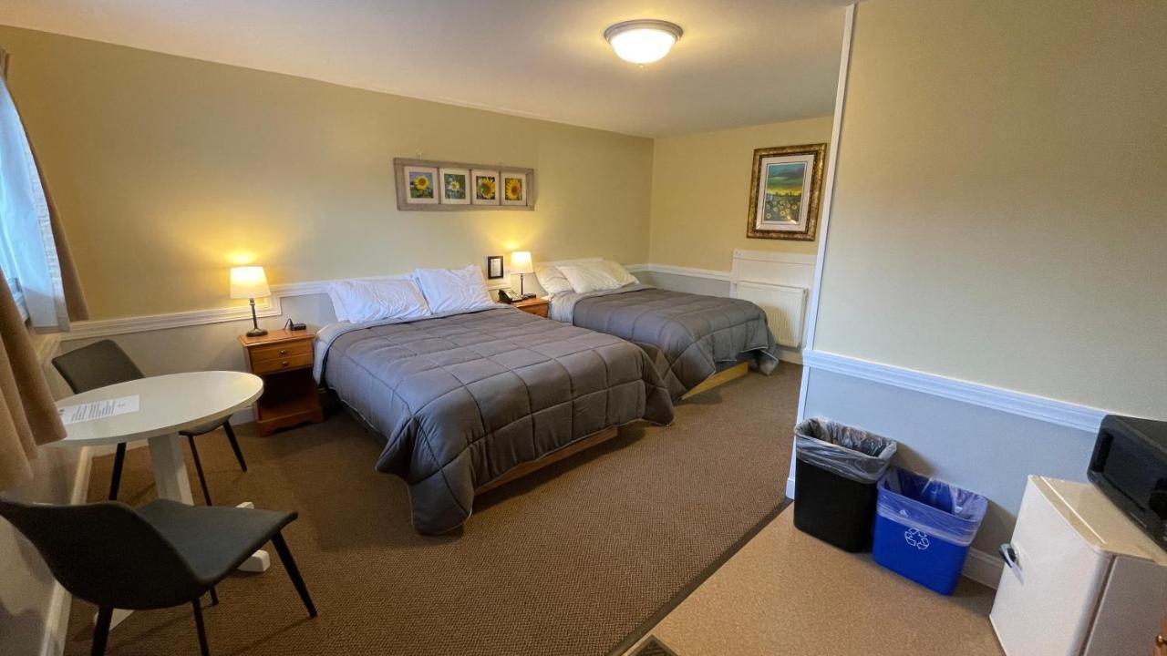 Bucksport Inn Екстериор снимка