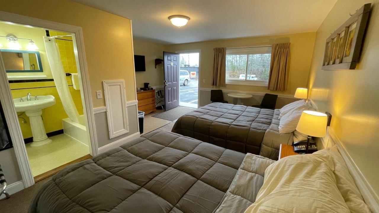 Bucksport Inn Екстериор снимка